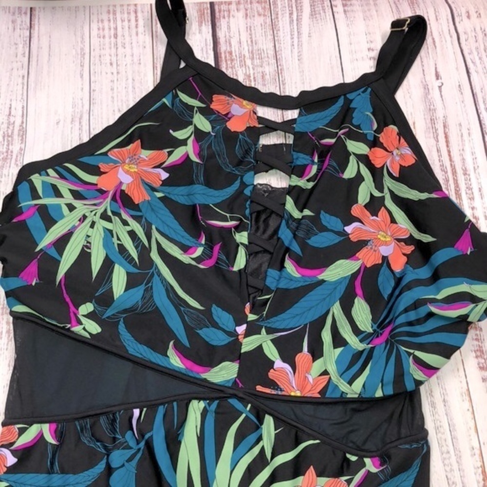 Terra & Sky one piece floral tropical swimsuit size 5X new without tags